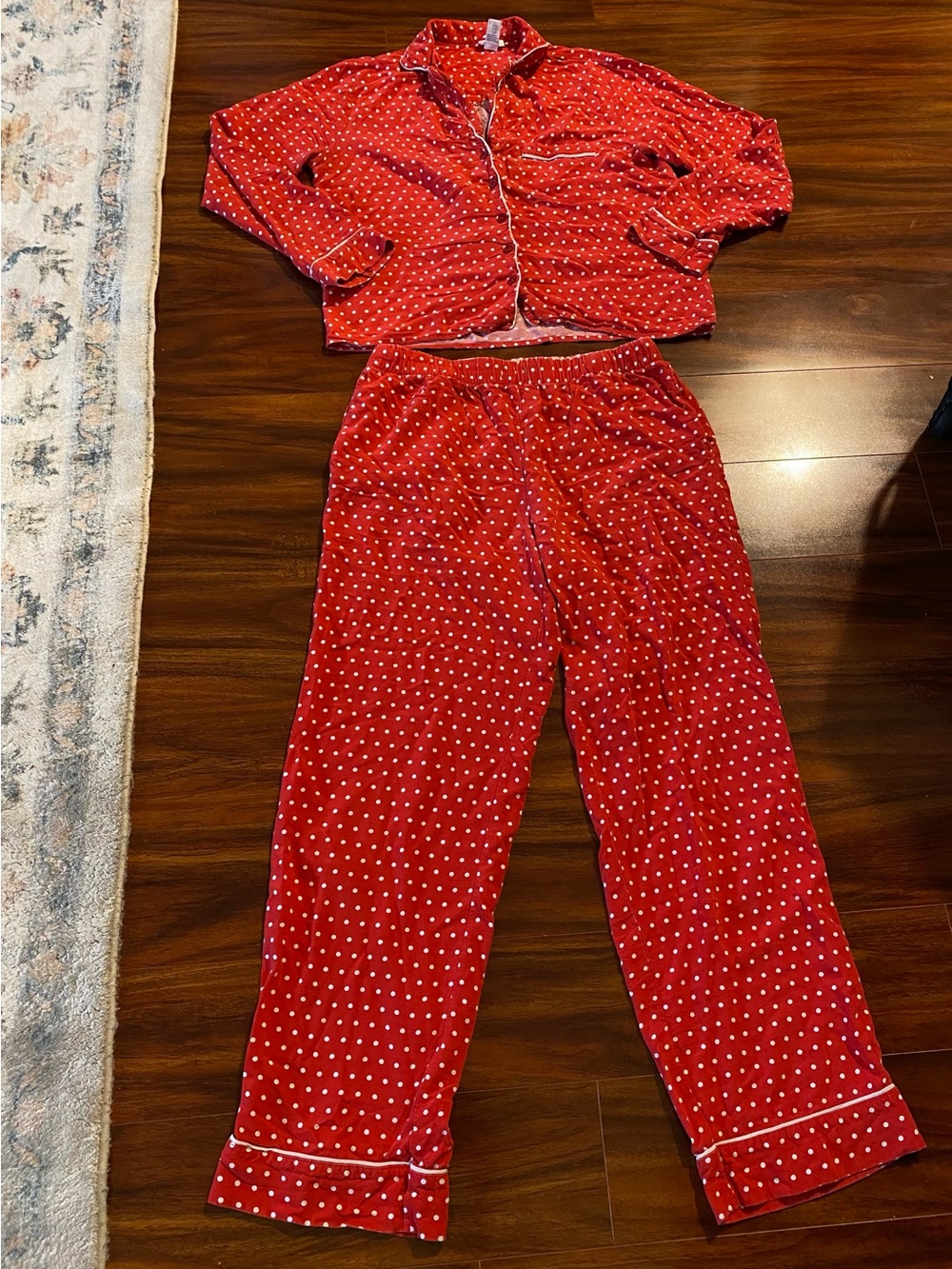 Forever 21 Red and White Polka Dot pajama set capri